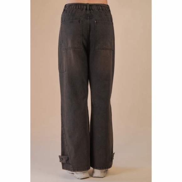 NEW! Brown Prewashed Oversized Wide Leg Jeans with Elastic Waist & Bottom Button - Picture 5 of 5